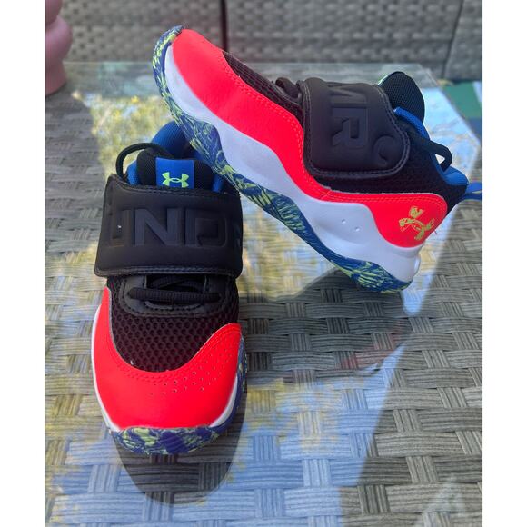 Under Armour Bright Red/Neon Sole - Kids Sneakers - Picture 6 of 8